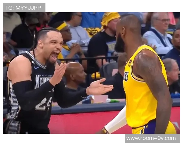 狄龙两节半遭遇6犯离场全场表现平平仅得12分2板1助1断